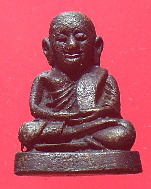 รูปหล่อหลวงพ่อเงิน บางคลาน พิจิตร เคาะเดียว