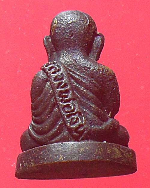 รูปหล่อหลวงพ่อเงิน บางคลาน พิจิตร เคาะเดียว