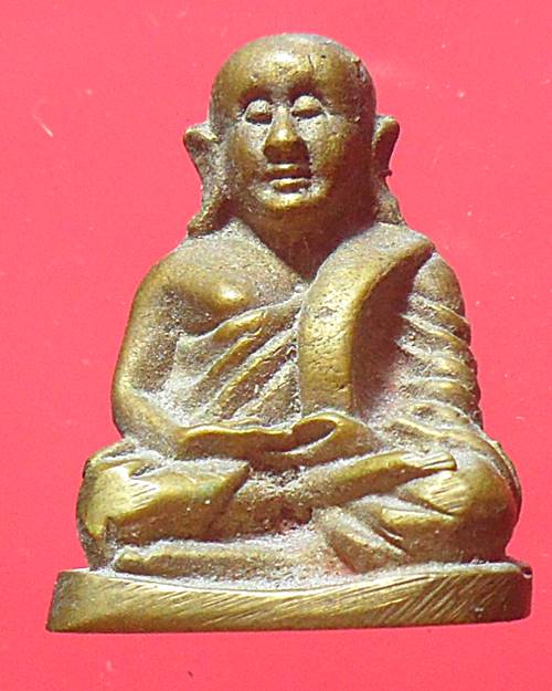 รูปหล่อหลวงพ่อเงิน บางคลาน พิจิตร เคาะเดียว