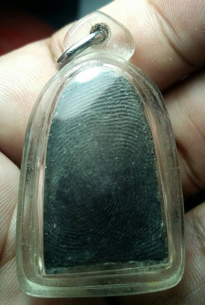 หลวงปู่ทวดเนื้อผงไม่ทราบที่ครับ