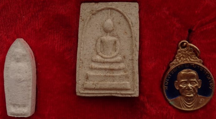 ชุดสมเด็จโต วัดอินทรวิหาร เคาะเดียว