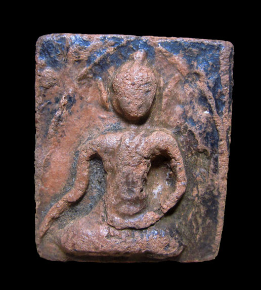 พระแผงตัดเก่าไม่ทราบที่ มีรักทองเก่า เคาะเดียวครับ