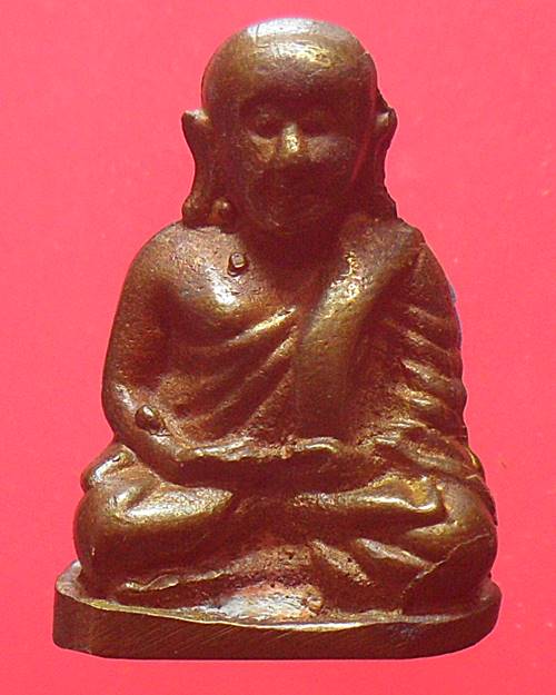 รูปหล่อหลวงพ่อเงิน บางคลาน พิจิตร