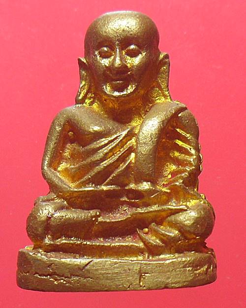 รูปหล่อหลวงพ่อเงิน บางคลาน พิจิตร องค์ที่2