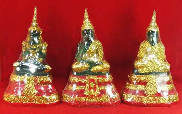 ***เคาะแรกค่ะ ***รวมยกชุดพระแก้วมรกต 3 ฤดู ขนาด 3 นิ้ว***ขนาดตั้งโต๊ะทำงาน 