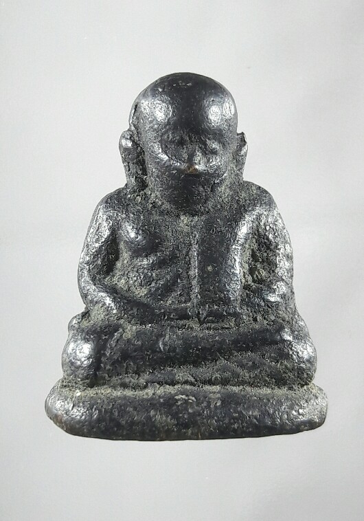 หลวงพ่อเงินปืนแตก วัดคงคาราม ปี28 เศียรโต นิยม 