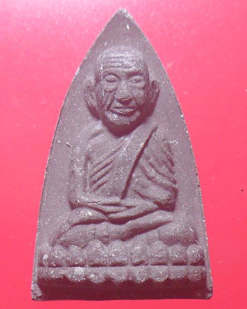 หลวงปู่ทวด วัดช้างให้  เคาะเดียว องค์ที่3