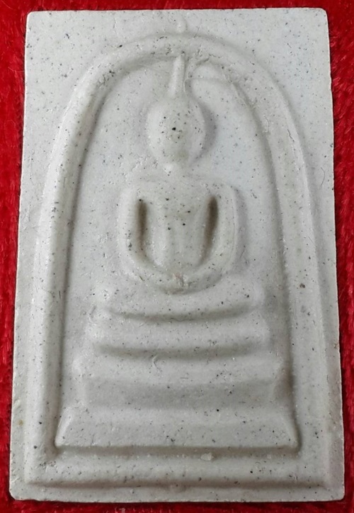 พระสมเด็จวัดระฆัง รุ่น ๒๑๔ ปีเกิด พิมพ์ใหญ่นิยม เกศทะลุซุ้ม สร้างปี พ.ศ. ๒๕๔๕ พร้อมกล่องเดิม