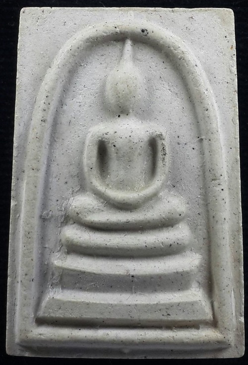 พระสมเด็จวัดระฆัง รุ่น ๒๑๔ ปีเกิด พิมพ์ใหญ่นิยม เกศทะลุซุ้ม สร้างปี พ.ศ. ๒๕๔๕ พร้อมกล่องเดิม