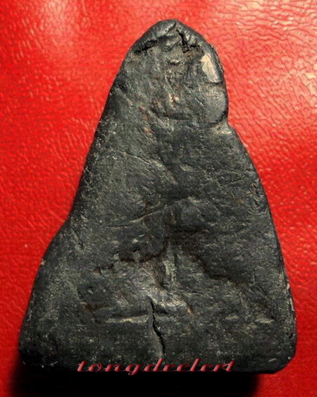 ยอดขุนพลแห่งลุ่มน้ำแม่กลอง พระท่ากระดานเนื้อตะกั่วสนิมแดง กรุท่าเสา จ.กาญจนบุรีค่ะ