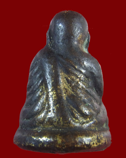 หลวงพ่อเงิน รุ่นปืนแตก วัดคงคาราม จ.พิจิตร 