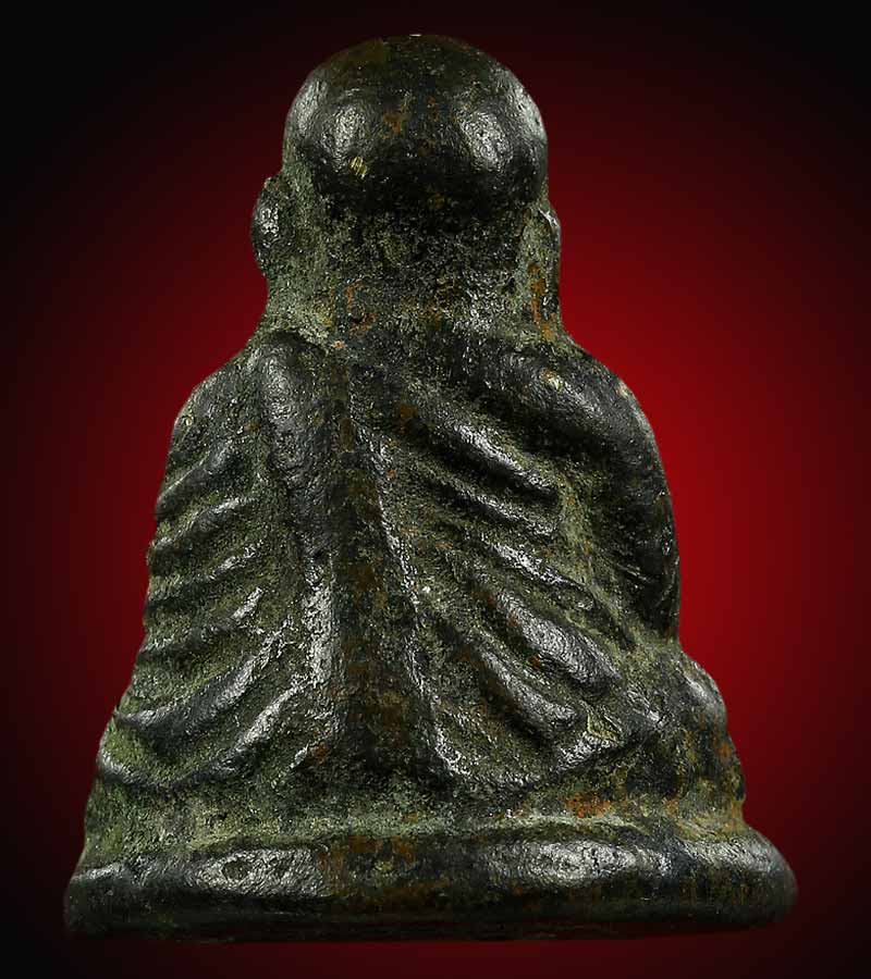 หลวงพ่อเงิน วัดบางคลาน รุ่นปืนแตก พิมพ์ เศียรกลม วัดคงคารา ม อ.โพทะเล จ.พิจิตร