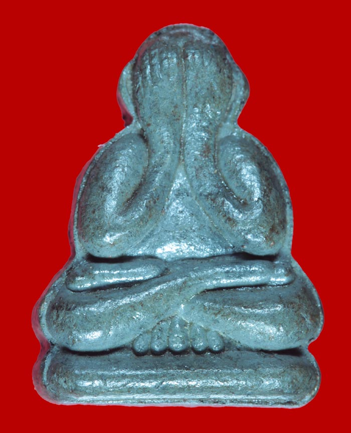 พระปิดตาเก้าบาง หลวงปู่คำพันธ์ วัดธาตุมหาชัย นครพนม 