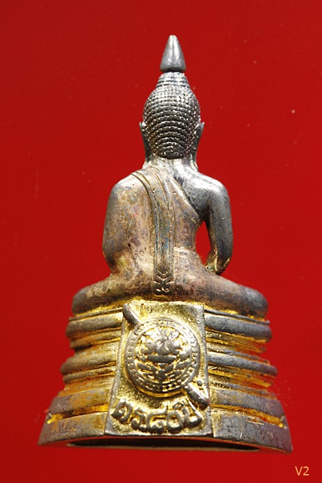 รูปหล่อหลวงพ่อโสธร กรมตำรวจ สามกษัตริย์ ผิวเดิม ๆ สภาพสวย พร้อมกล่องเดิม.../974