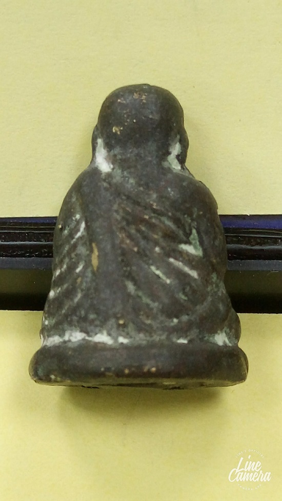 รูปหล่อหลวงพ่อเงิน วัดบางคลานรุ่นปืนแตกปี2528 พิมพ์นิยมเศียรเล็ก 2