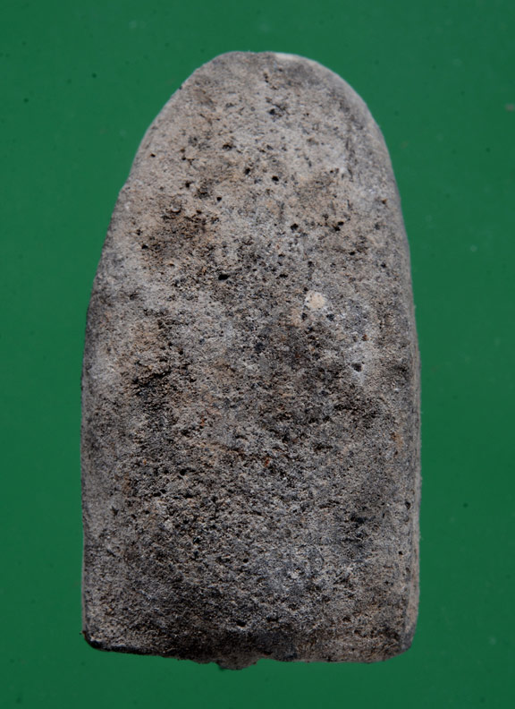 หลวงพ่อทวดเนื้อว่านรุ่นบูรณะเจดีย์ วัดช้างให้ 2551พิมพ์พระรอดเล็ก