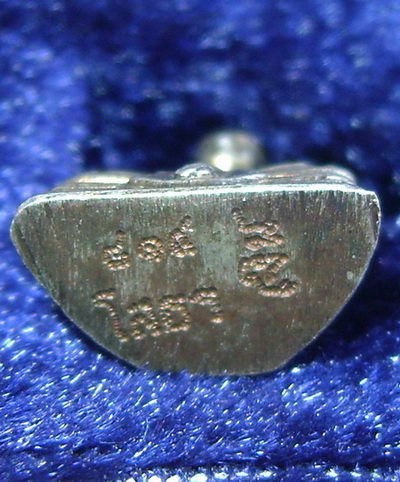 พระพุทธโสธรเล็ก รุ่นสร้างพระอุโบสถ ปี44