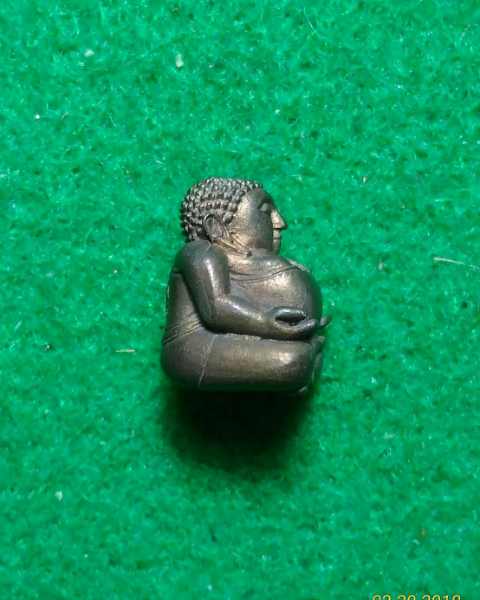 พระสังกัจจายลอยองค์ เนื้อนวะ หลวงพ่อแพ วัดพิกุลทอง ปี35 ตอกโค๊ตใต้ฐาน