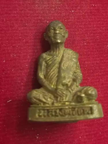 รูปหล่อหลวงหลวงพ่อแพ วัดพิกุลทอง เนื้อทองแดงกะไหล่ทอง#2