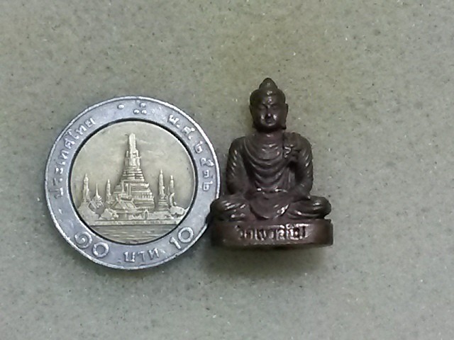 พระกริ่ง ลพ สมชาย วัดเขาสุกิม สวยเดิมๆครับ