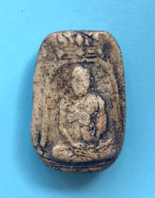 พระเนื้อดินเก่าเก็บไม่ทราบที่ครับ