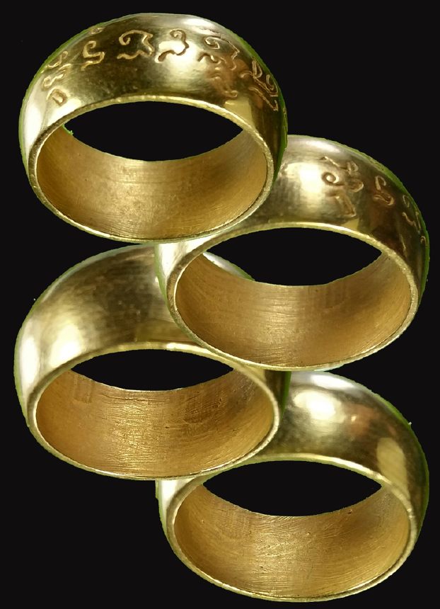 แหวนนิ้วเพชรพระอิศวร #เนื้อทองคำ หล่อนำฤกษ์ ปี2542 ขนาด 2.0 เซนติเมตร