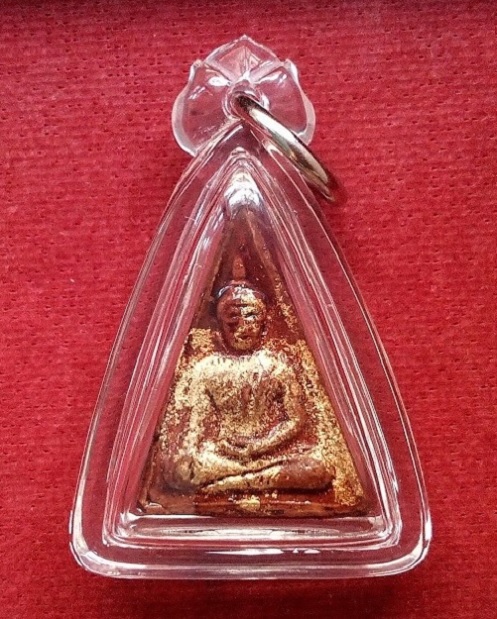 พระพิมพ์นางพญา รุ่นแรก เนื้อดินเผาเคลือบปิดทองเดิม หลวงพ่อแพ วัดพิกุลทอง ปี06...เคาะเดียวแดง...