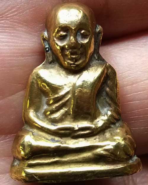 หลวงพ่อเงิน รุ่นสร้างอำเภอ ปี 2522 รับประกันพระแท้ อ.ติดชัด และกริ่งดังกังวาล