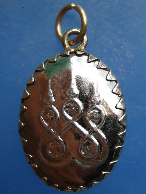 ล็อกเก็ต หลวงปู่คร่ำ วัดวังหว้า