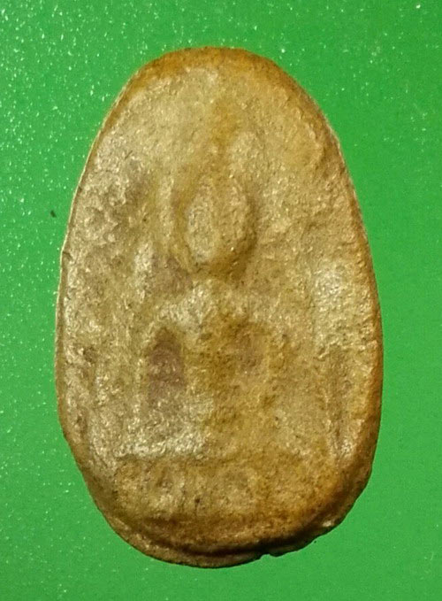 พระนางพญาฐานขีด เนื้อดิน กรุอุทยานสวนแก้วศรีสัชนาลัย สุโขทัย