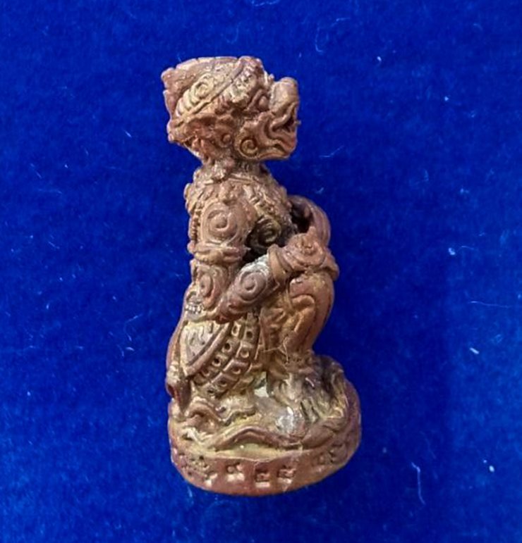 หนุมานมหาปราบ รุ่นแรก ปี52 เนื้อทองแดงเถื่อนแช่นน้ำว่าน หลวงพ่อสาคร วัดหนองกรับ หมายเลข 9555 