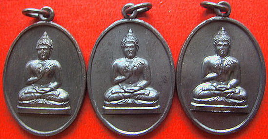 129(เคาะเดียว)พระพุทธทักษิณมิ่งมงคล วัดเขากง .นราธิวาส ปี11 เนื้อทองแดงรมดำสวยเดิมพิธี ในหลวงเสด็จ