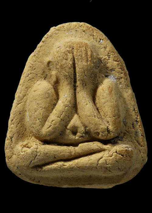 พระปิดตา ปี2516 เนื้อเหลือง วัดยายร้า จ.ระยอง ยันต์หลังติดครบ พอสวย