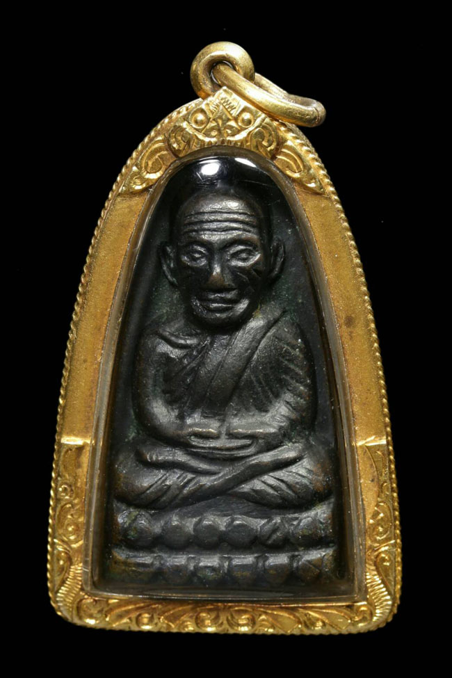 หลวงพ่อทวด วัดช้างให้ หลังหนังสือ พิมพ์เล็ก ว. ปี ๒๕๐๕