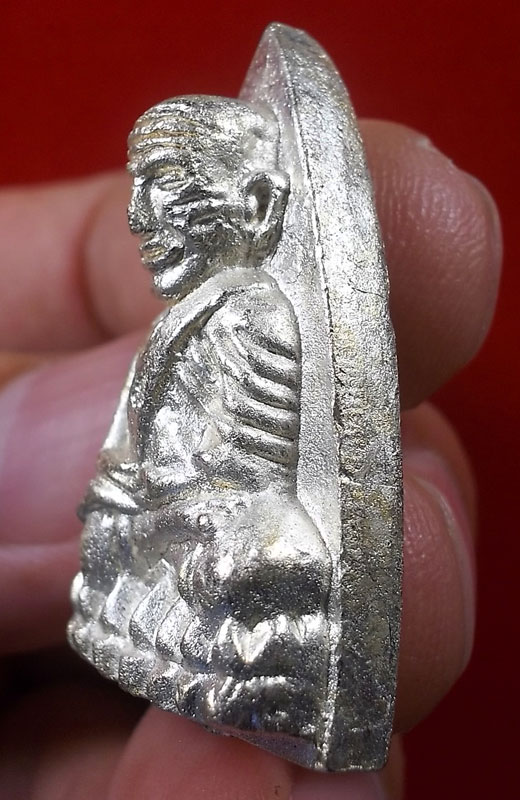 หลวงปู่ทวด วัดบวร พระญาณสังวร ปี 43 (ญสส.) เนื้อนวะแก่เงิน เลข 673