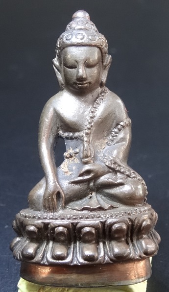 พระกริ่งปวเรศชินบัญชร วัดบวร รุ่นพุทธปวเรศ เนื้อนวะก้นเงิน 2554 **กล่องเดิมพร้อมบัตรการันต๊จากวัด***