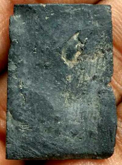 สมเด็จฯ รัศมี แขนแคบ กรุวัดคลองขอม สุพรรณบุรี เนื้อดำใบลาน