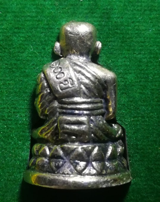 รูปหล่อหลวงพ่อทวดฐานบัว เนื้ออัลปาก้า รุ่น 100 ปี อาจารย์ทิม วัดช้างให้ ปัตตานี พ.ศ.2555