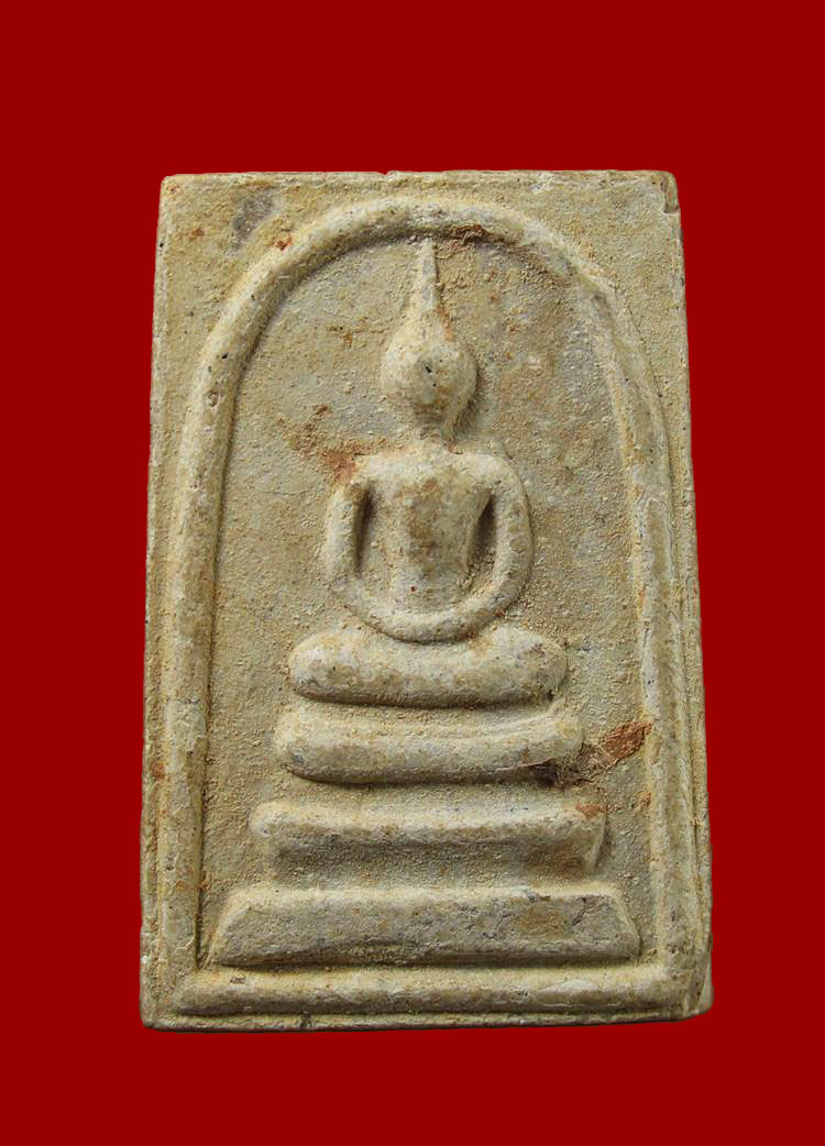 สมเด็จพิมพ์ใหญ่ เนื้อผง หลวงปู่ดี วัดพระรูป จ.สุพรรณบุรี หลังพระพุทธบาท