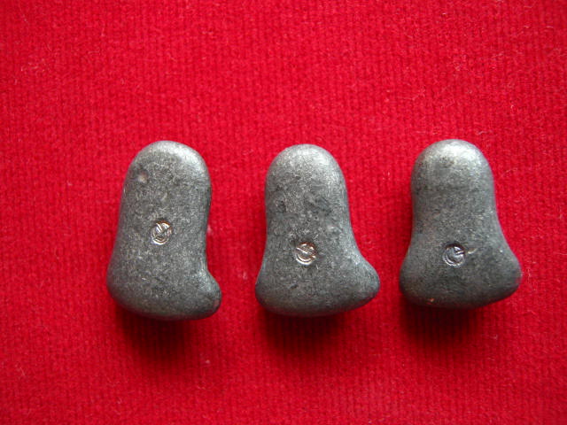 พระรอด วัดโคนอน 2515...ตะกั่ว 3 องค์...หลวงปู่โต๊ะ วัดประดู่ฉิมพลี กทม.เสก...ไม่แพง ครับ พระรอด วัดโ