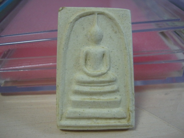 พระสมเด็จ108ปี พ.ศ.2523 พิมพ์แขนจุด องค์ที่3