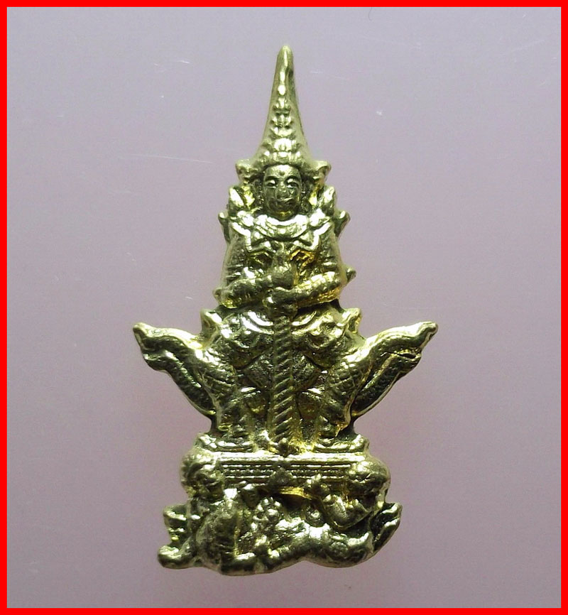 วัดใจ ปรกท้าวเวสสุวรรณ (หน้าเทพ) หลวงปู่กาหลง เขี้ยวแก้ว วัดเขาแหลม จ.สระแก้ว เนื้อทองทิพย์ #13253