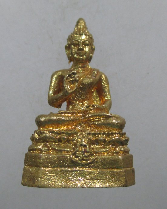 ๒๐ รูปหล่อพระพุทธ