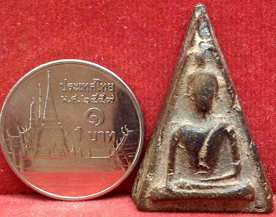 *นางพญาอกนูน เนื้อดิน ปี๒๔๗๒..ลป.โต๊ะ วัดประดู่ฉิมพลี*