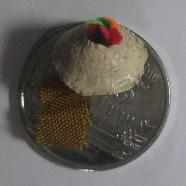 เม็ดประคำปราบหงสา ผงพุทธคุณ 108 หลวงปู่หมุน รุ่นเสาร์ห้าบูชาครู ปี 2543+จีวรหลวงปู่แท้ทันสภาพสวย