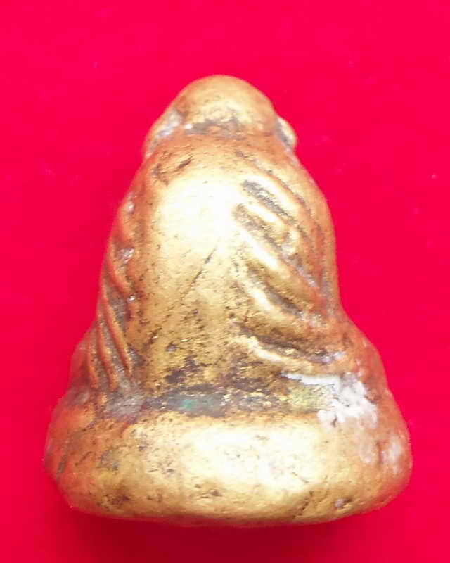 หลวงพ่อเขียนหล่อโบราณพิมพ์ค่อมเล็ก