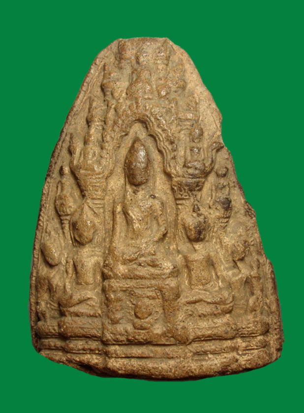 พระสิบสอง ซุ้มสามเส้น กรุวัดมหาวัน จ.ลำพูน