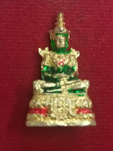 รูปหล่อพระแก้วมรกต2ฤดู
