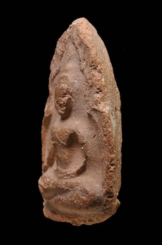 พระพายคู่ตัดเดี่ยว พิมพ์หน้ากลม กรุวัดบ้านกร่าง จ.สุพรรณบุรี