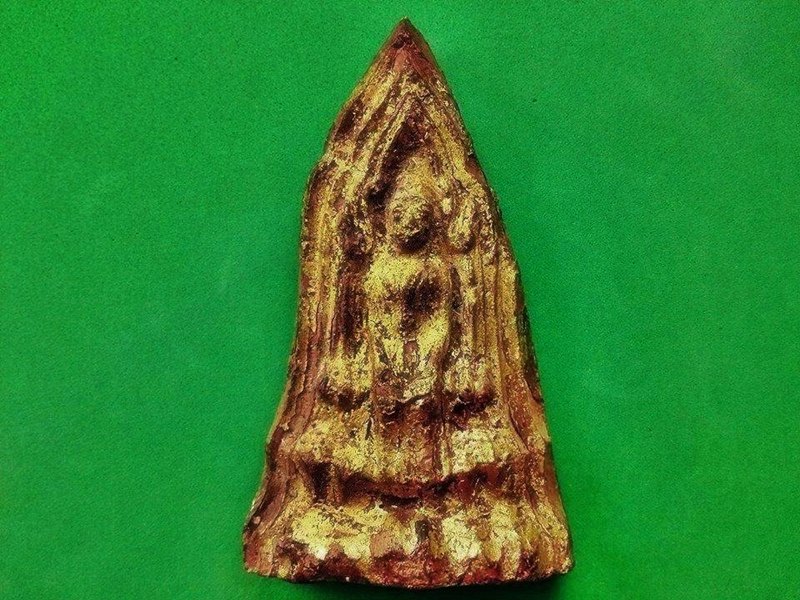 พระโคนสมอ เนื้อดิน